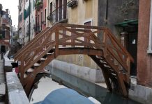 Ponte privato, sul Rio de San Stae o de Cà Mocenigo