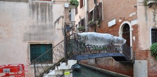 Ponte privato, tra il Rio dei Frari e il Rio de San Tomà