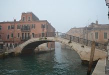 Ponte Santa Margarita sul Rio de Cà Foscari