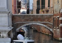 Ponte de la Scuola sul Rio de la Frescada