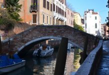 Ponte de Mezo sul Rio de San Vio