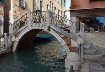 Ponte San Gregorio sul Rio de la Fornace