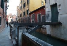 Ponte privato, sul Rio de la Frescada