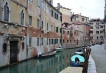 Rio de le Muneghete, tra i Sestieri di Santa Croce e San Polo