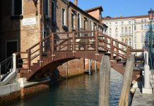 Ponte de l’Abazia sul Rio de la Salute