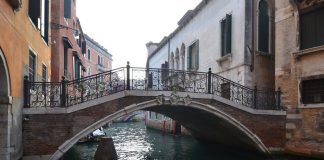 Ponte Balbi, sul Rio de San Zulian