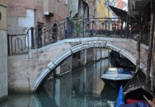 Ponte del Cavalletto, sul Rio de le Procuratie