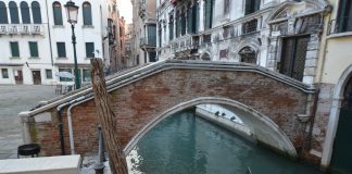 Ponte privato, sul Rio de Santa Maria Formosa