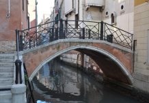 Ponte Duodo o Barbarigo, sul Rio de Santa Maria Zobenigo