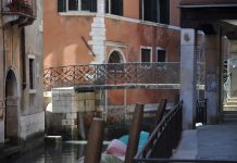 Ponte del Pestrin, tra il Rio de Sant’Anzolo e il Rio de Cà Garzoni
