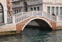 Ponte dell’Accademia dei Pittori, sul Rio dei Giardinetti o de la Luna