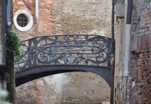 Ponte de la Malvasia Vechia, tra il Rio Malatin e il Rio de San Maurizio