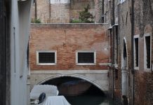 Ponte sotto l’abside della Chiesa di San Stefano, sul Rio del Santissimo