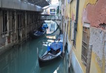 Rio de le Procuratie, nel Sestiere di San Marco