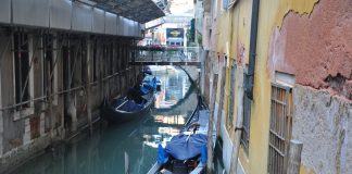 Rio de le Procuratie, nel Sestiere di San Marco