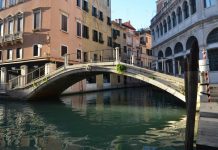 Ponte Goldoni, tra il Rio dei Fuseri e il Rio Orseolo