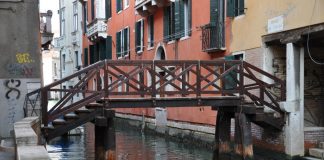 Ponte de l’Ogio, sul Rio de la Madalena