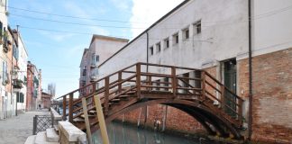 Ponte privato, sul Rio de Sant’Isepo