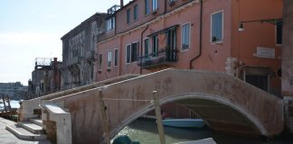 Ponte Madona de l’Orto, sul Rio de la Madona de l’Orto