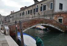 Ponte dei Servi privato, sul Rio de la Misericordia