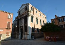 Rio Terà drio la Chiesa, sul Rio dei Do Ponti o del Cristo