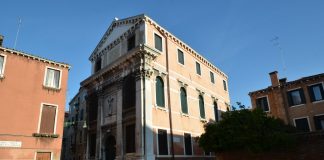 Rio Terà drio la Chiesa, sul Rio dei Do Ponti o del Cristo