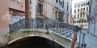 Ponte de le Erbe, sul Rio de la Panada