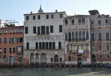 Traghetto di Cà da Mosto sul Canal Grande, va alle Fabbriche Nove di Rialto