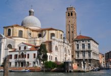 Traghetto di San Geremia sul Canal Grande, va alla Riva di Biasio