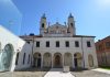 Pozzo nel cortile davanti alla chiesa, nell’Isola di San Servolo