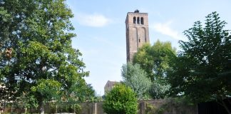 Il Giardino Margherita Ripamonti di Palazzo Giustinian ora Museo del Vetro, a Murano