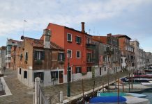 La vita dei granchi in laguna: da granzo duro o granzo bon, a spiantano, a capelùo, a moleca