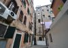 Calle e Corte del Calice, nel Sestiere di San Marco