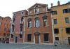 La Scuola della Passione, in Campo dei Frari, nel Sestiere di San Polo