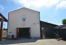 Associazione Remiera Pellestrina ASD. Cantiere e sede in Via Zennari, nell’Isola di Pellestrina