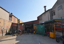 Associazione Remiera Voga e Para. Cantiere e sede in Via San Mauro, nell’Isola di Burano