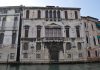I telamoni del Palazzo Contarini dalle Figure, a San Samuele, nel Sestiere di San Marco