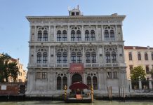 Le citazioni latine scolpite sugli architravi delle porte e sulle facciate dei palazzi, a Venezia