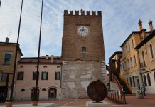 Il popolo di Mestre massacrato, il paese in fiamme, nel 1513 durante la Guerra conto la Lega di Cambrai