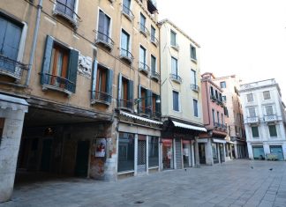 Il Caffè ai Do Mori, in Ruga Vechia San Giovanni, nel Sestiere di San Polo