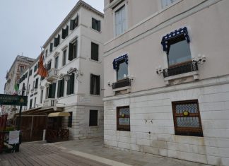 L’Harry’s Bar, in Calle Vallaresso, Sestiere di San Marco