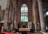 La vetrata nel braccio destro del transetto della Chiesa dei Santi Giovanni e Paolo