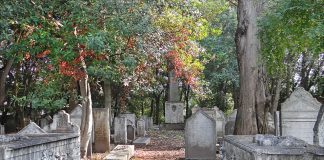 Il cimitero degli Ebrei, a San Nicolò di Lido
