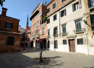 Le Patere della Palazzina Kress in Campo di San Zaccaria, nel Sestiere di Castello