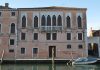 I gocciolatoi del Palazzo Testa, a San Geremia, nel Sestiere di Cannaregio