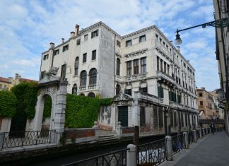 Elenco delle chiavi di volta, dei gocciolatoi, e dei mascheroni pubblicamente visibili a Venezia e nelle isole del suo estuario