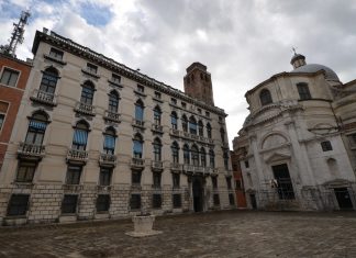 Le chiavi di volta del Palazzo Labia a San Geremia, nel Sestiere di Cannaregio