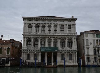 Le chiavi di volta di Ca’ Rezzonico a San Barnaba, nel Sestiere di Dorsoduro