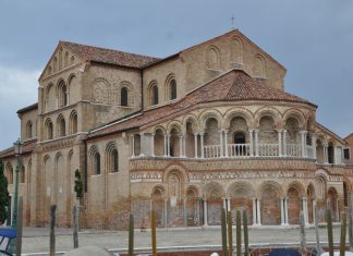 L’arte della stampa a Murano e i caratteri in vetro