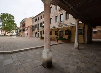 I cinque “sotoporteghi” più bassi di Venezia